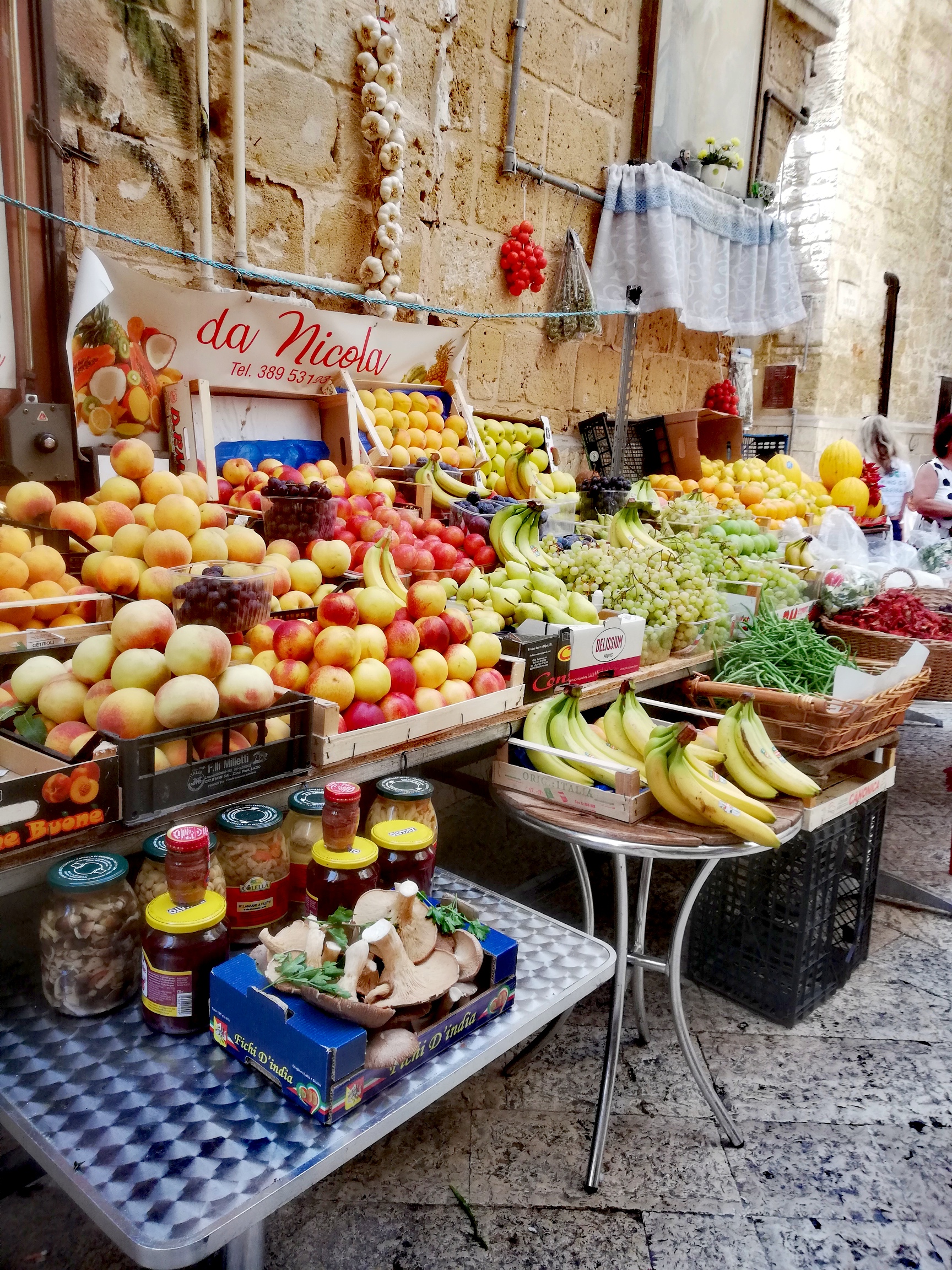 da nicola market stall