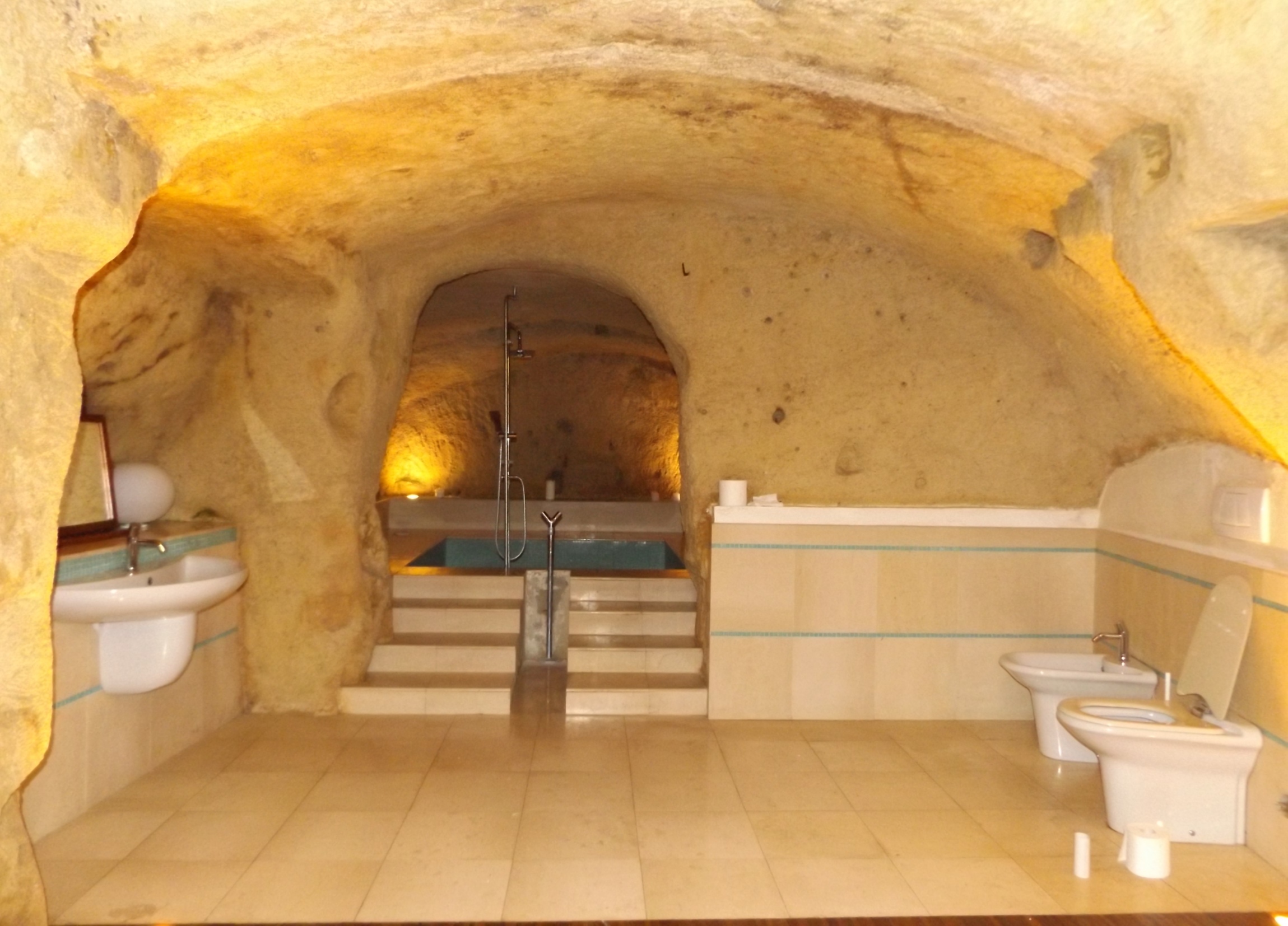 cave house bathroom in Matera