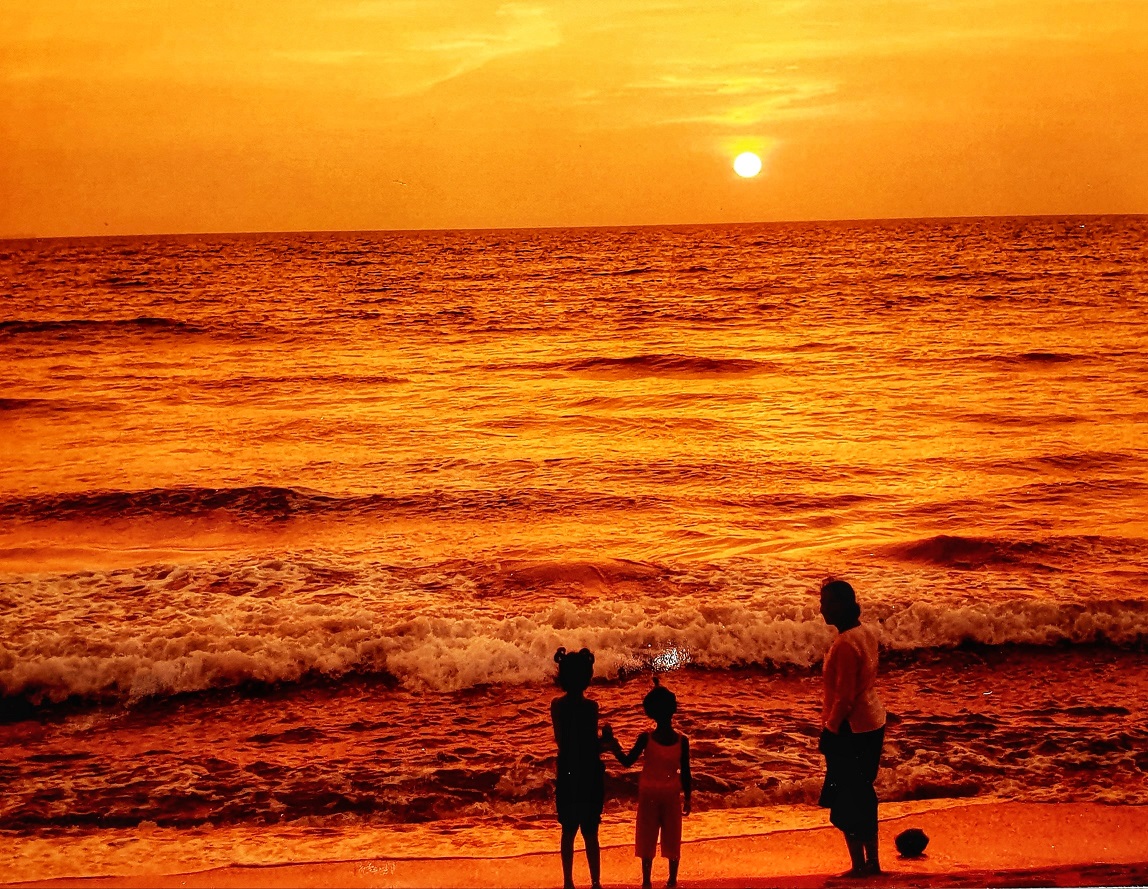beach in sri lanka