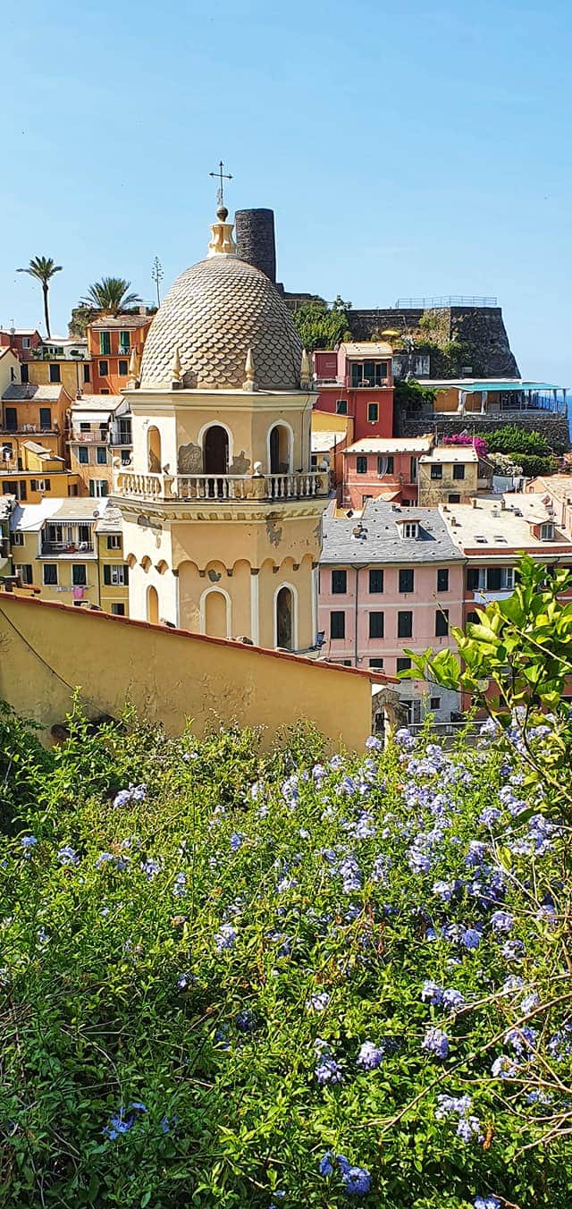 coming into vernazza