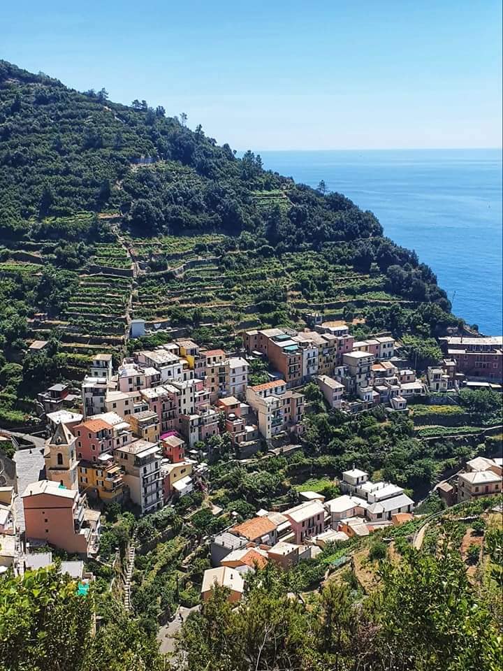 ready to start the descent into manarola