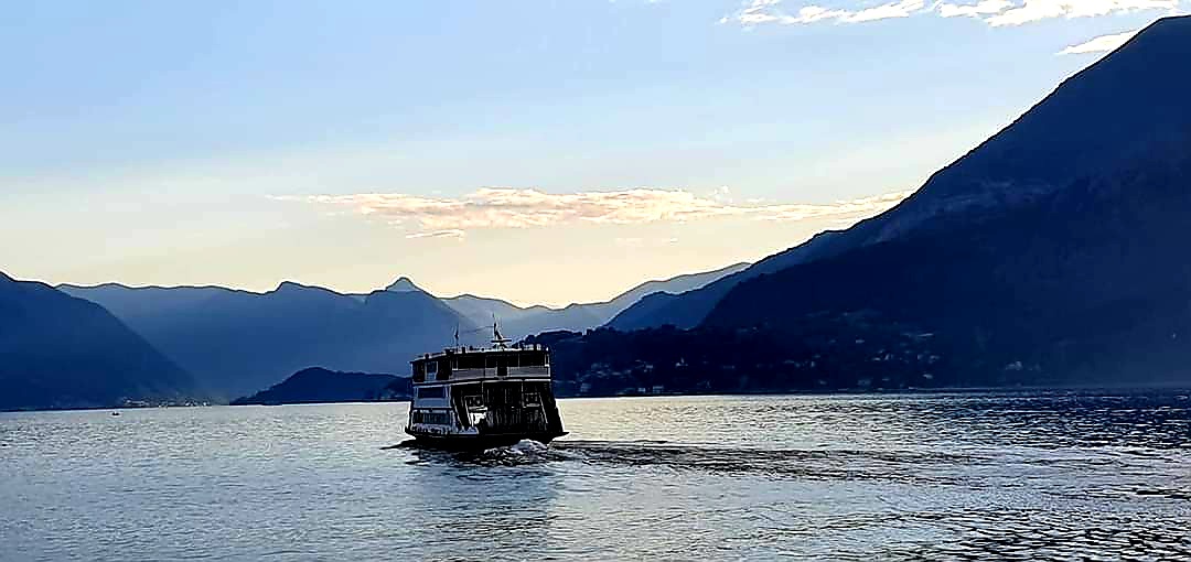 the slow boat to como