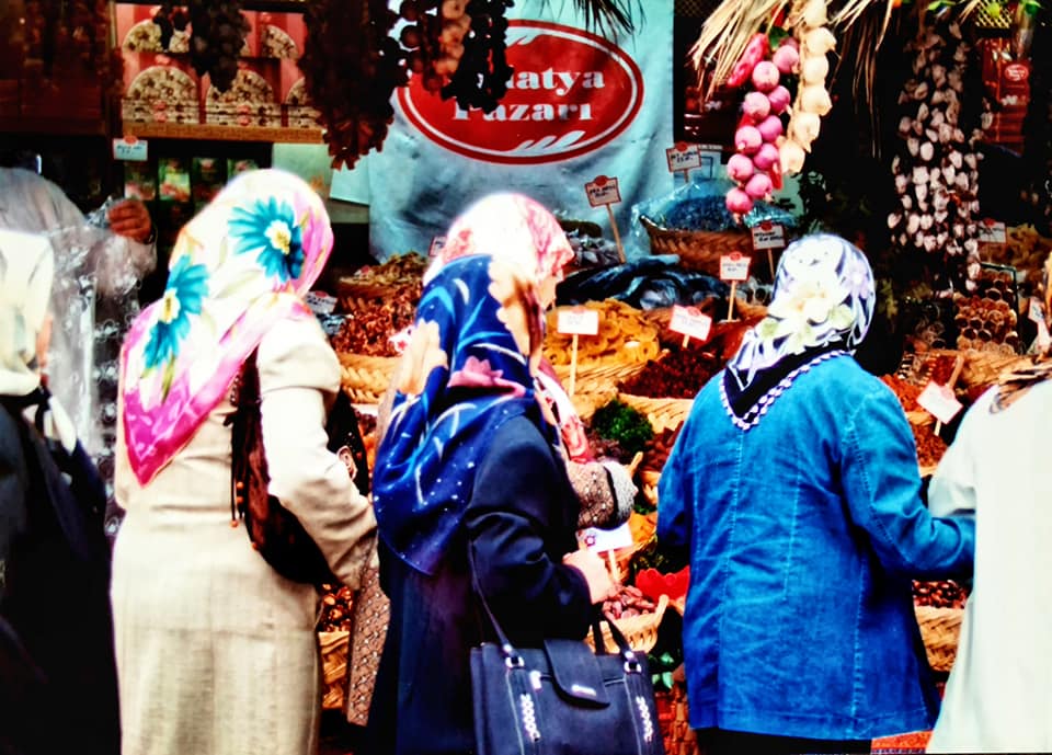 local women buying spices istanbul
